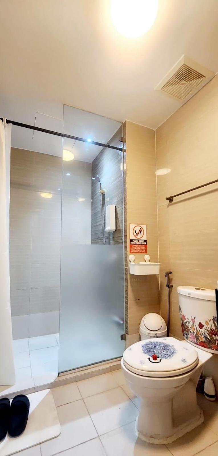 Spacious Cozy Suite At The Venice Mall With Free Parking And Washing Machine (Adults Only) Taguig Extérieur photo
